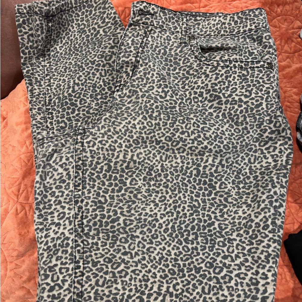 Cato Leopard Print Skinny Jeans - Black and Gray